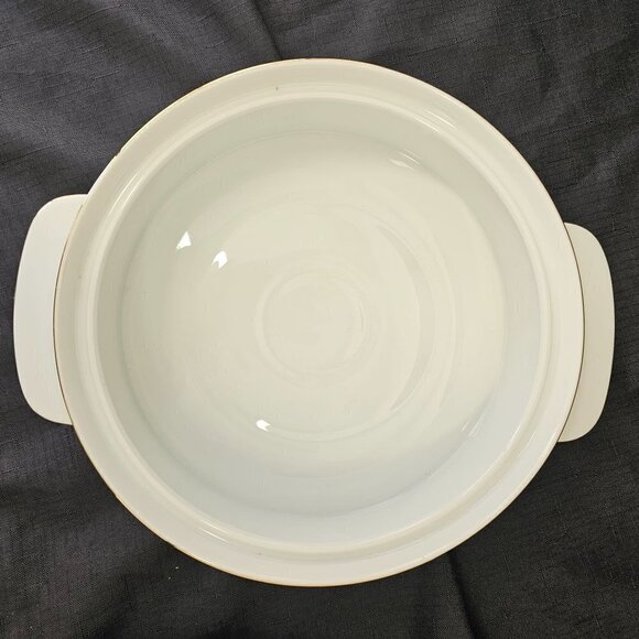 90s German Rosenthal Covered Caserole White Porcelain Gold Trim 10"L x 8"D x 5"H - Picture 9 of 12